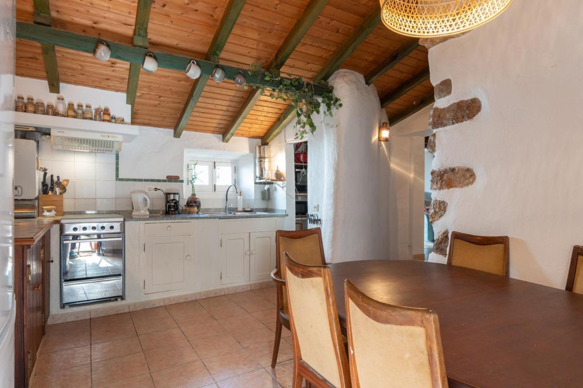 Casa Carina Espiche Bed & Breakfast Exterior photo